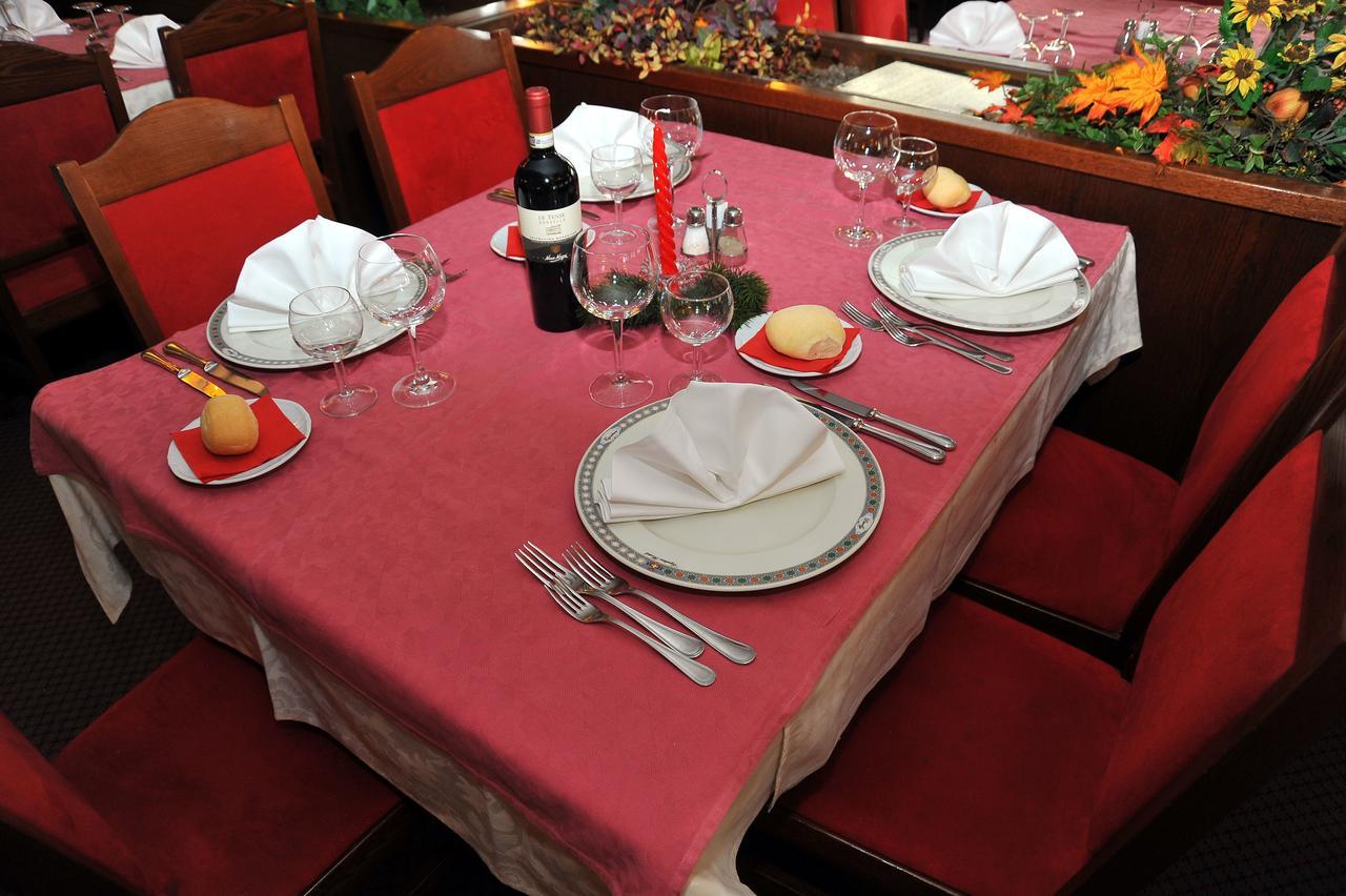 Hotel Nazionale Bormio Kültér fotó