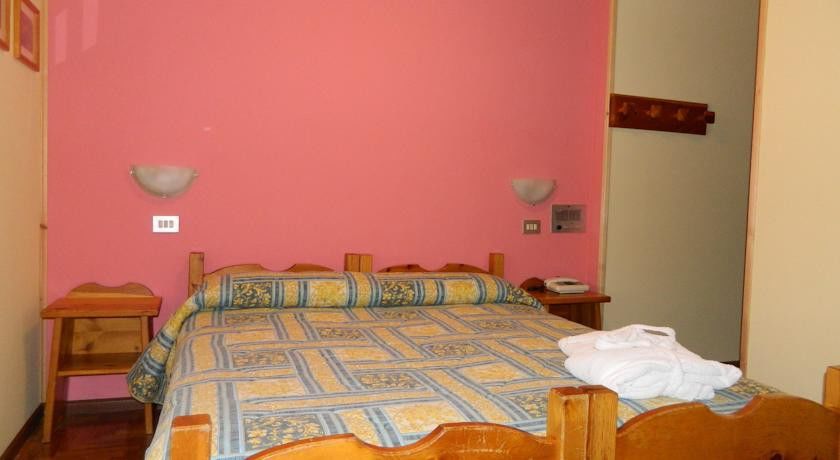 Hotel Nazionale Bormio Kültér fotó