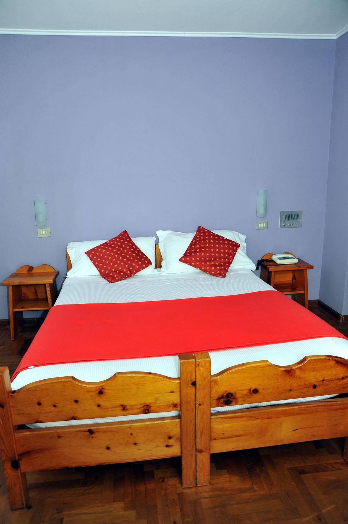 Hotel Nazionale Bormio Kültér fotó
