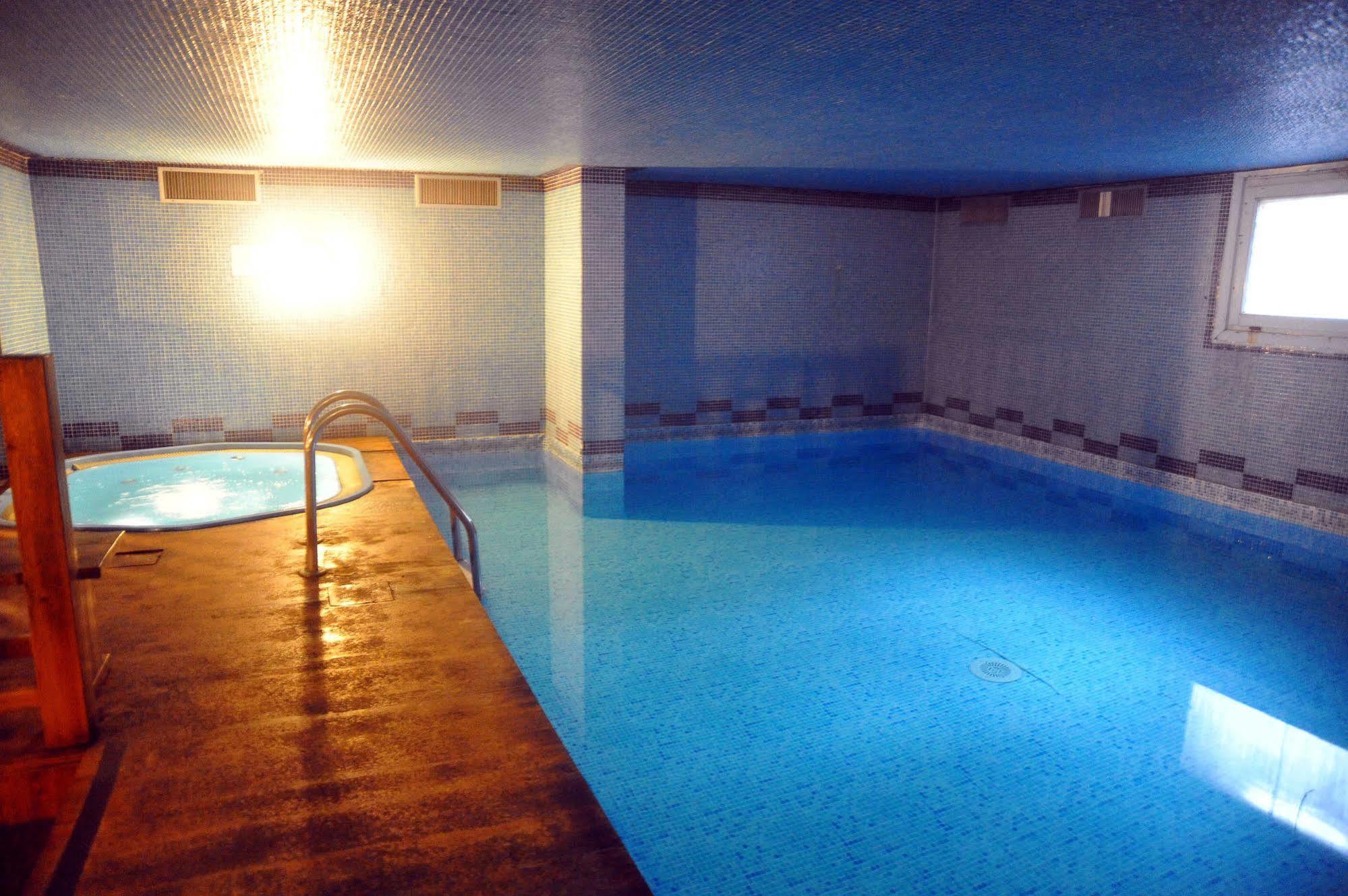 Hotel Nazionale Bormio Kültér fotó