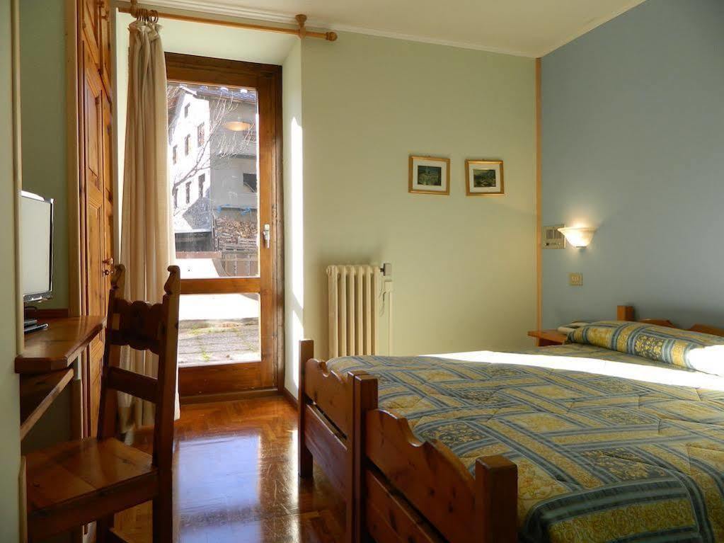 Hotel Nazionale Bormio Kültér fotó