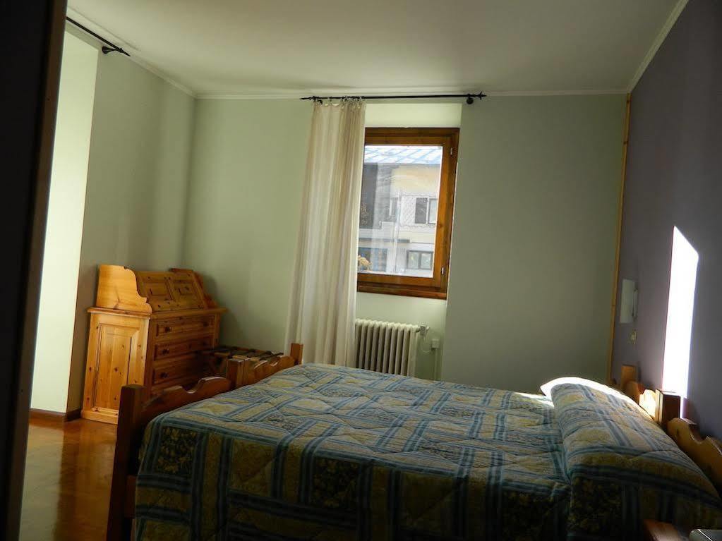 Hotel Nazionale Bormio Kültér fotó